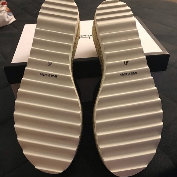 Sebastian slides - Picture 5 of 8